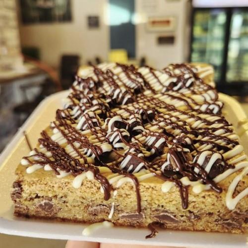 TOTALLY GLUTEN FREE CHOCOLATE CHIP COOKIE BAR